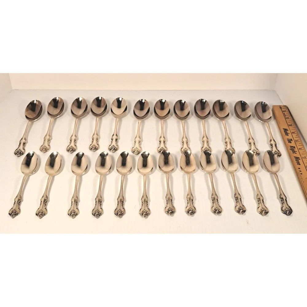 International Deepsilver Silver Orleans Silverplate Flatware (12) 5 pc Setting
